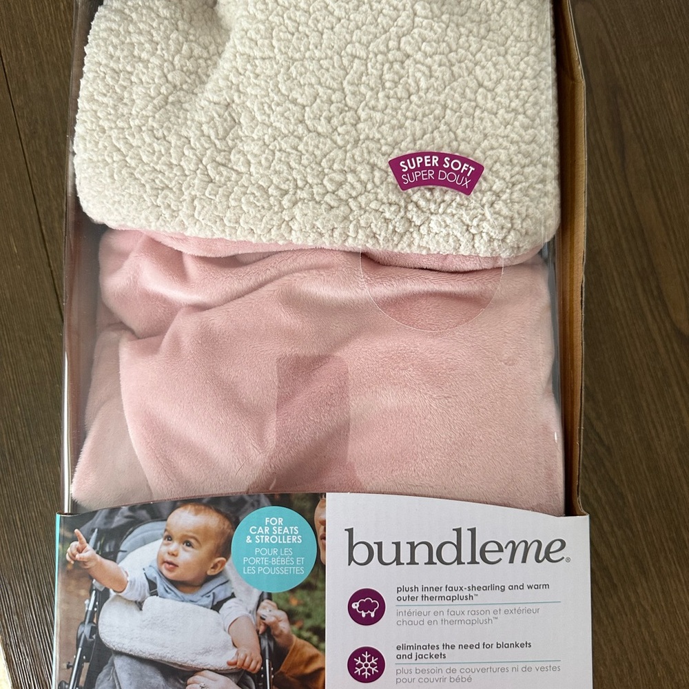 JJCole Bundle Me. Used for about 6 months